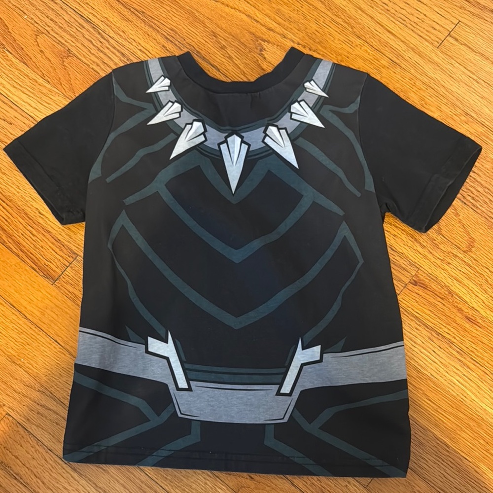 Black Panther Graphic T-Shirt